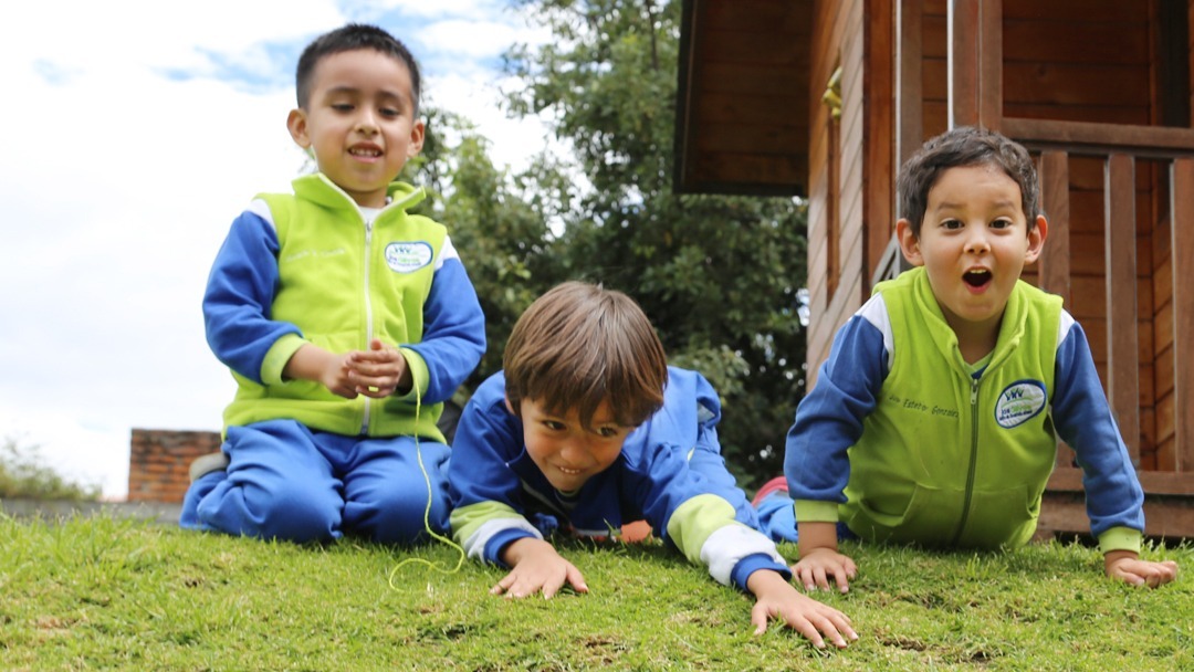 educacion-inicial-kindergarten-guarderia-valle-de-los-chillos-escuela-los-olivos-kids-quito-ecuador-03 educacion-inicial-kindergarten-guarderia-valle-de-los-chillos-escuela-los-olivos-kids-quito-ecuador